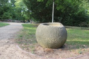 Kugel Schlosspark Lichterfelde