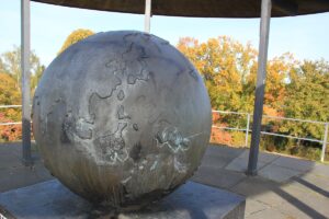 Bronzekugel Gedenkstätte Lilienthal-Park Lichterfelde