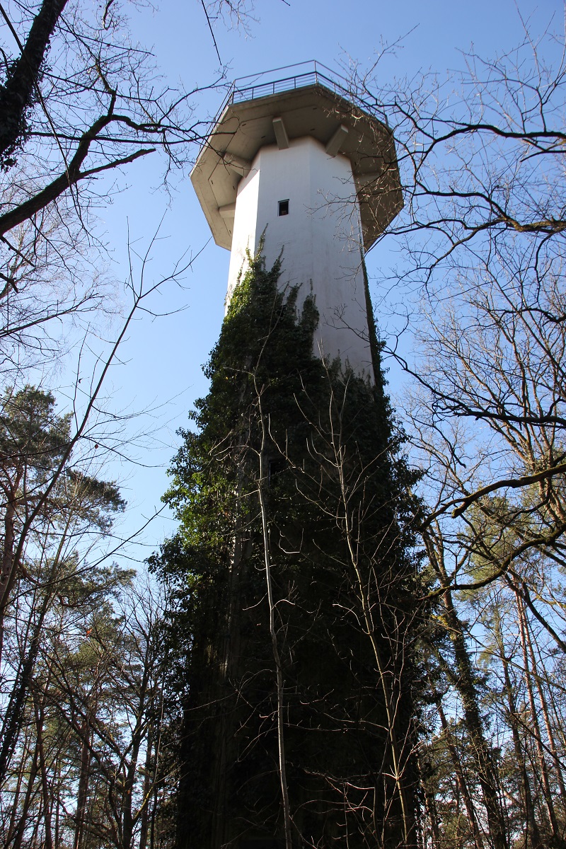 Rapunzelturm Grunewald ehemaliger Messturm 5 TU Berlin.JPG