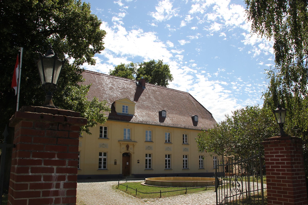 Geschichte des Orts und des Schlosses Diedersdorf
