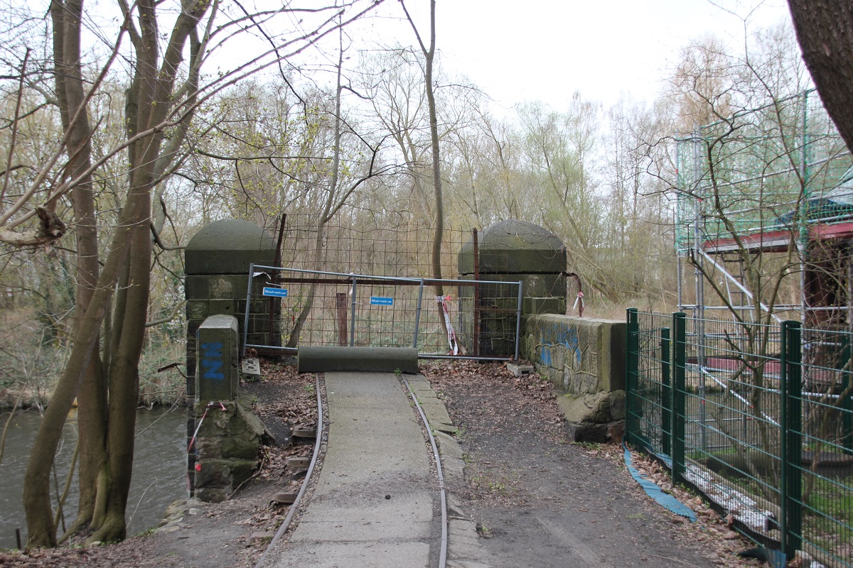 Teltow-Werft-Brücke Auffahrt Teltow-Werft Zehlendorf