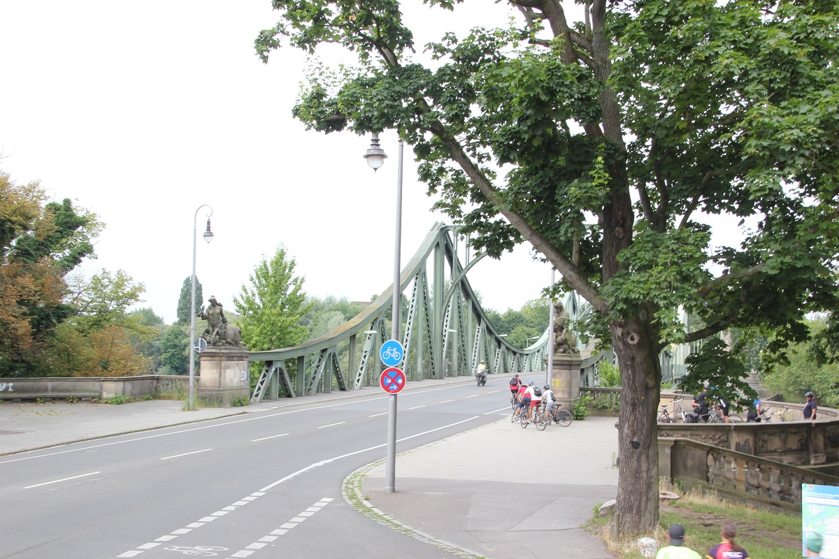 Glienicker Brücke