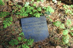 Tote von 1945 Friedhof Grunewald Forst
