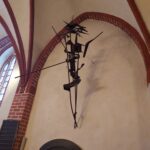 Kreuzigungsplastik von Bernhard Heiliger Dorfkirche Dahlem