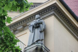 Luther Figur Johanneskirche Lichterfelde