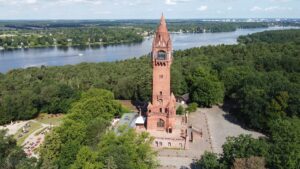 Sicht auf Grunewaldturm
