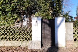 Ehemalige Spionage-Villa Eingang