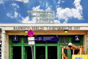 Bahnhof Lichterfelde Ost Rückseite