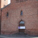 Eingang Kirche Saarmund